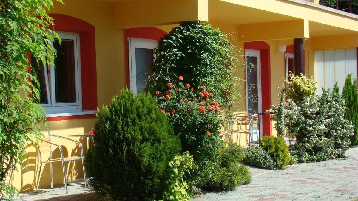 Penzion Areal Zamma Rožňava 外观 照片